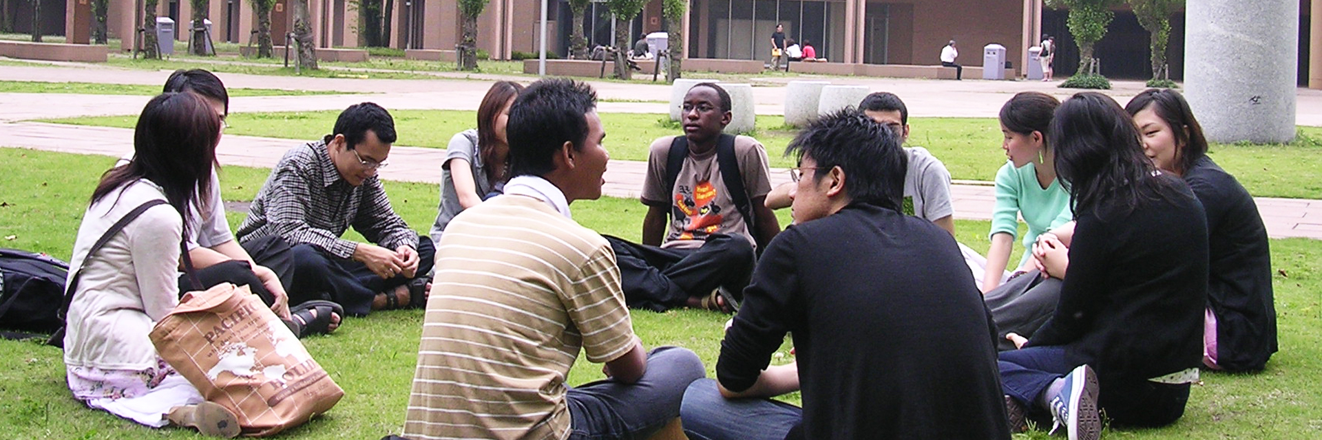 Center for Intercultural Studies - Tokyo University of Foreign Studies