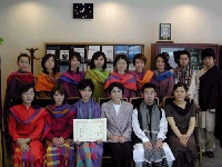 池端学長を囲んで(学長室で)