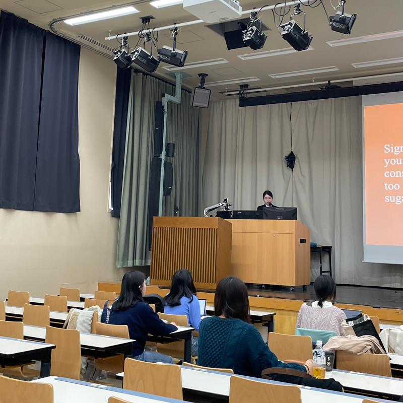 プレゼンテーターの写真