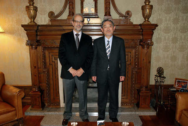 Daniel Hernández Ruipérezサラマンカ大学総長表敬訪問